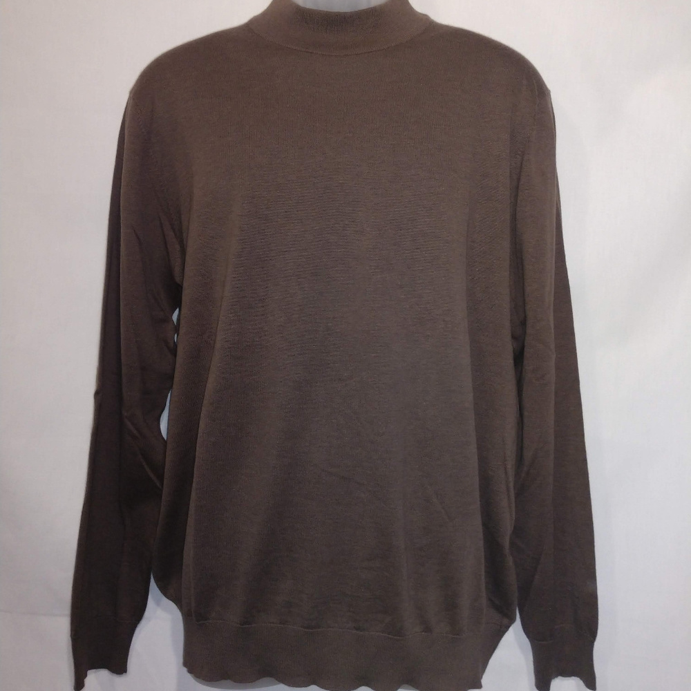 Murano Men's sweater sz L, NWT